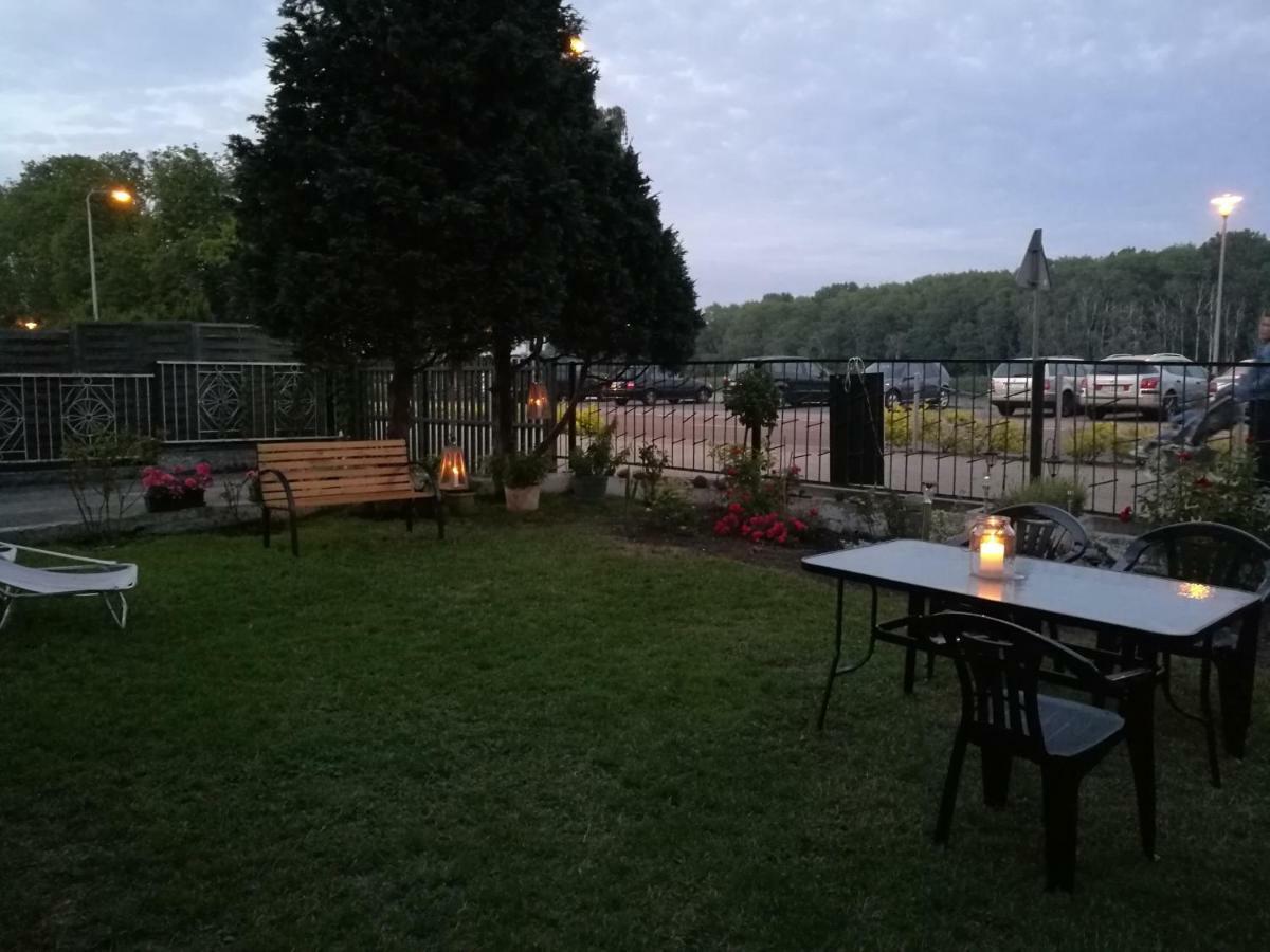 Ferienwohnung Osrodek Wczasowy Daga Dziwnów Exterior foto
