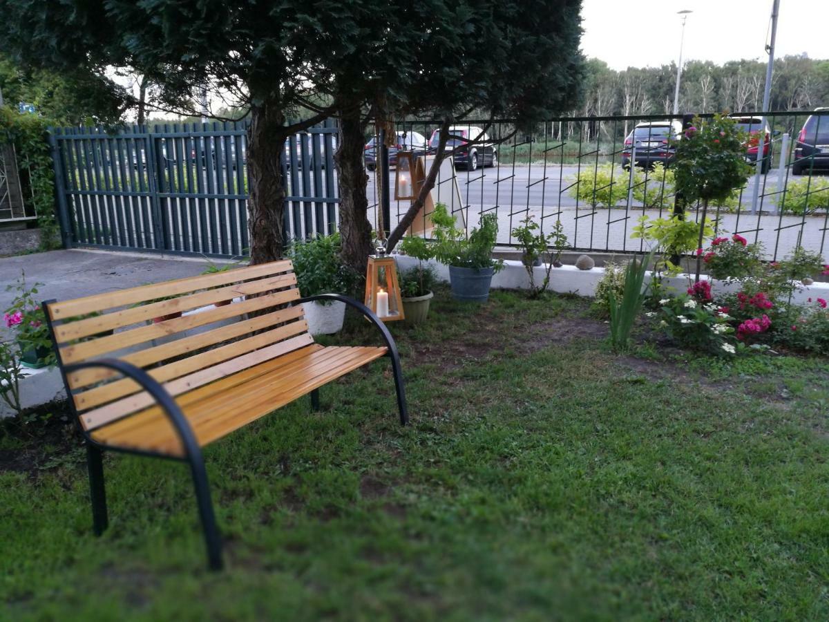 Ferienwohnung Osrodek Wczasowy Daga Dziwnów Exterior foto